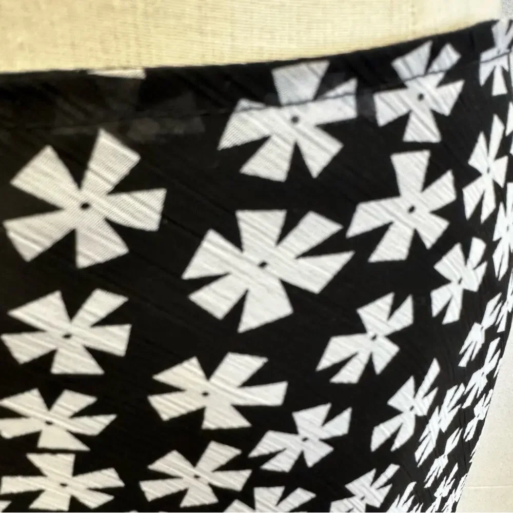 Vintage Y2k Soft Works Petites black & white  layered knee length skirt size 2‎